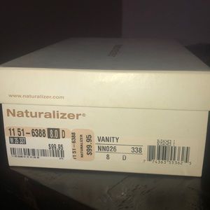 Naturalizer dress shoes